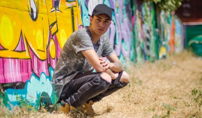 Conoce a Yaimax The Best el joven artista Chileno