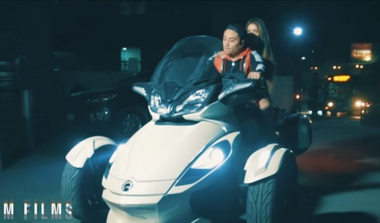 Bien Loca – Nicko altain, Many Jacks y Dakos (Video Oficial)