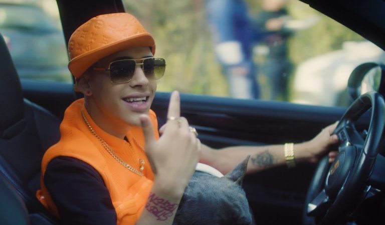 Cris MJ – Bellakera (Video Oficial ) | Welcome To My World |